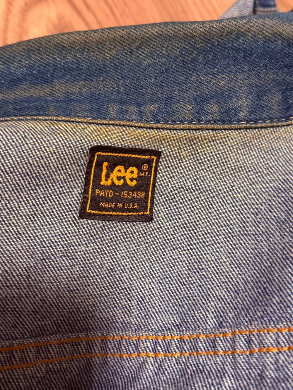 Vintage Lee Dark Wash Denim Jacket Size XL - Picture 12 of 12